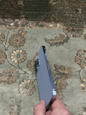 آيفون-13-pro-للبيع