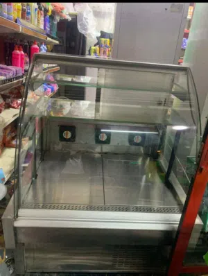 ثلاجة عرض ديلي بحاله جيده للبيع