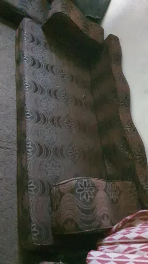 جلسه عربيه مستعمله للبيع بيده غيار وجه بس