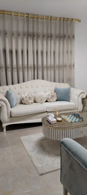 غرفة ضيوف كاملة بحال الوكالة(سبب البيع، التجديد)