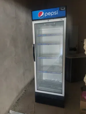ثلاجتبن  عرض للببيع