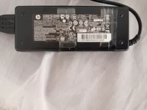 شحن لابتوب hp اصلي كاش أو حواله