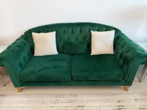 طقم كنب ل 7 أشخاص مستعمل بحالة جيدة   Used sofa set for 7 people in good condition