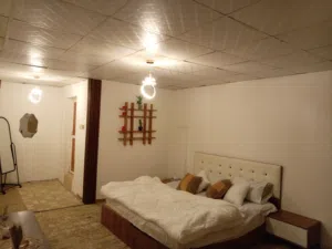 1 Bedroom . One Bathroom . 70 m20