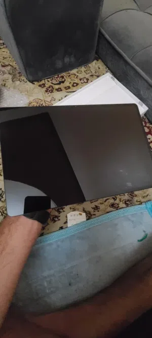 للبيع: HONOR MagicPad 2 بحالة ممتازة