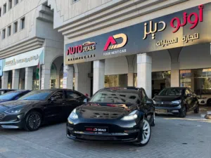 TESLA MODEL 3 RANGE 450km 2021 افضل سعر نقدا او دفعه تبدء من 2200 د