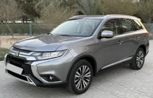 Mitsubishi Outlander 2023, 4 motion, 7 seater , GCC, No Accident or repaint, low mileage