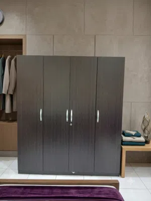 Cupboard 4 doors   excellent condition 35 BD without delivery  Pickup juffair  WhatsApp