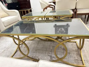 طقم طاولة وسط تفصيل معدن مع سيكوريت بحاله ممتازه.