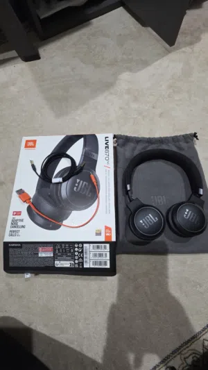 JBL LIVE 670NC – Like New ANC 65H Battery سماعة JBL LIVE 670NC – كالجديدة عزل ضوضاء بطارية