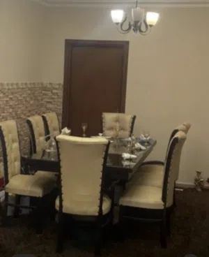 طاولة سفره 8مقاعد تفصيل