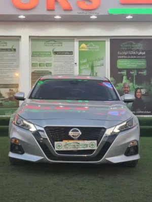 Used Nissan Altima in Muscat