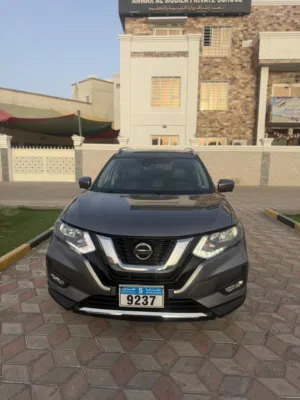 نيسان روج AWD فئة SL موديل 2020  السعر 4000 قابل للتفاوض للجادين