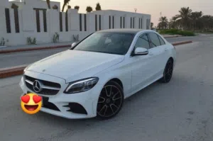 مرسيدس c200 2019 للبيع لون ابيض مميز