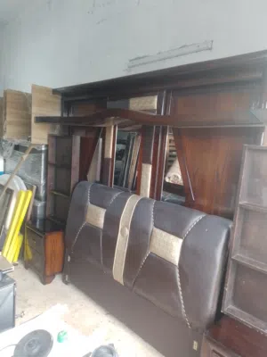 غرفه نوم ماستر خشب لاتيه 18 نظيفه جدا بسعر ممتاز