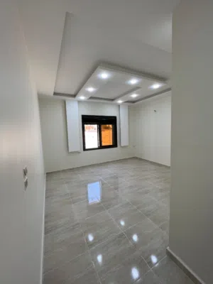216 m2 4 Bedrooms Apartments for Sale in Zarqa Dahiet Al Madena Al Monawwara