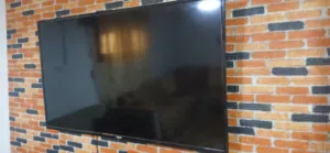شاشة 65 بوصة 4k