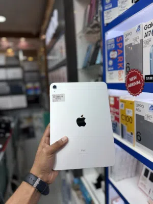 Apple ipad 10 generation 256Gb silver color clean fantastic condition
