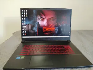 لابتوب جيمينج مستعمل MSI Katana شاشة عملاقة 17.3 بوصة بحالة الوكالة (i7 + RTX 3050) - نظافة 100%
