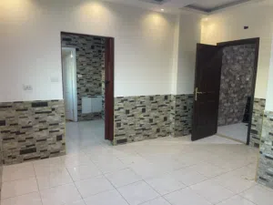 Unfurnished studio for Rent in Al-Jandawel near to King Al-Hussain Business Park (KHBP) استديو فارغ