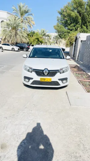 Used Renault Symbol in Muscat