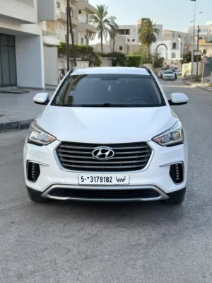 Used Hyundai Santa Fe in Tripoli