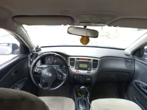 سيارة كيا ريو 2011 مكينة 1600 رقم بصرة سيارة باسمي