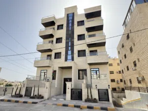 114 m2 3 Bedrooms Apartments for Sale in Amman Al Bnayyat
