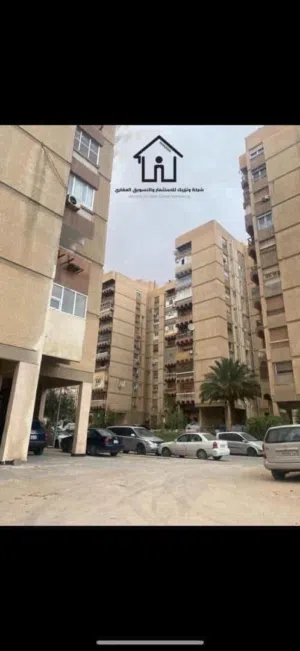 شقة للبيع في زاوية الدهماني عمارات الاستثمار بالقرب من سوق الشط الدور السادس