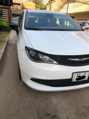 Used Chrysler Voyager in Baghdad