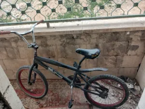 بسكليت للبيع كوبرا جنط 20 جناح صب موجود في الزرقاء السعر 30