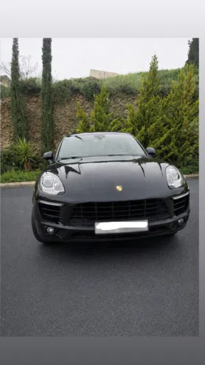 Used Porsche Macan in Amman
