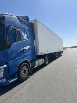 راس تريله مقطوره ثلجه برد حديث