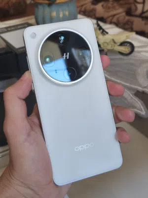 Oppo Find x8 Ultra اقرا الوصف