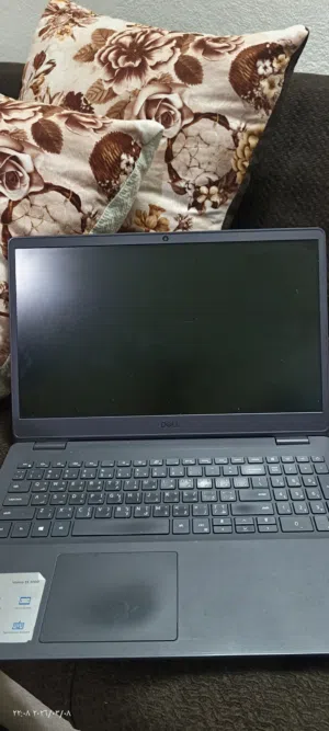 لابتوب ديل  core i3 جيل الحادي عشر