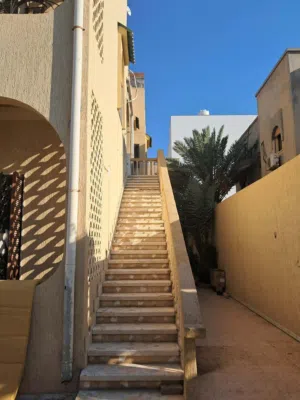 منزل تلات ادور ع الريسي فرعي