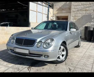 مرسيدس بنزE200