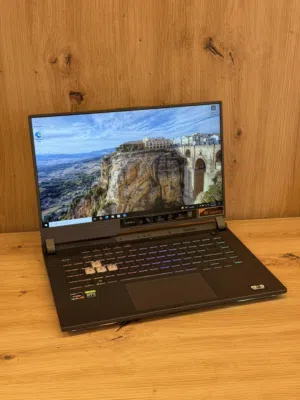 Asus ROG STRIX