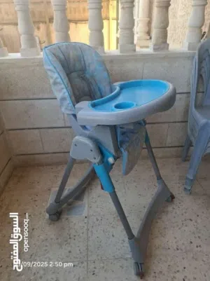 كرسي طعام قابل للطي..نوعية ممتازة