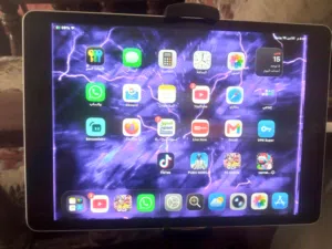 Apple iPad 9 64 GB in Amman