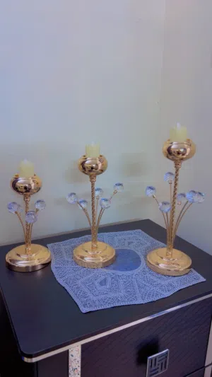 شمعدان ذهبي جديد