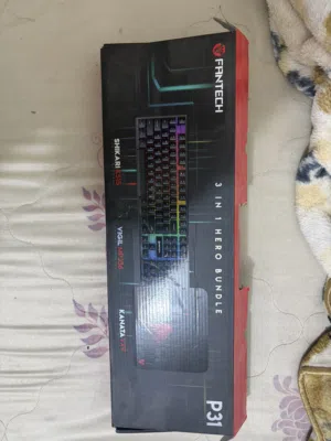ماوس وكيبورد مستعمل يحتوي على اضائة RGB مع ماوس باد بسعر 25 الف وبي مجال
