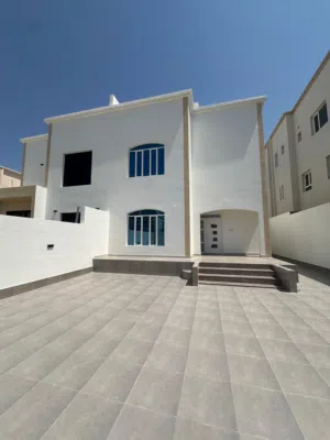 Villa for Rent in Mawaleh North/فيلا للايجار في الموالح الشمالية