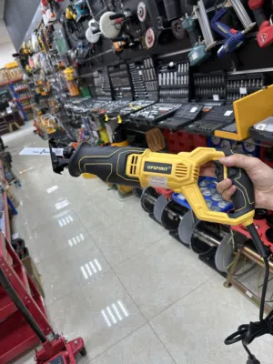 منشار ترددي يصلح حديد او خشب Wood and iron cutting saw