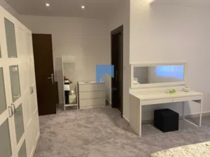 135 m2 2 Bedrooms Apartments for Sale in Amman Um El Summaq