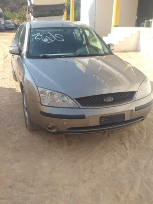 فورد مونديو موديل2001 توماتيك مكيفة في حالة ممتازة جمرك سويسرية للبيع