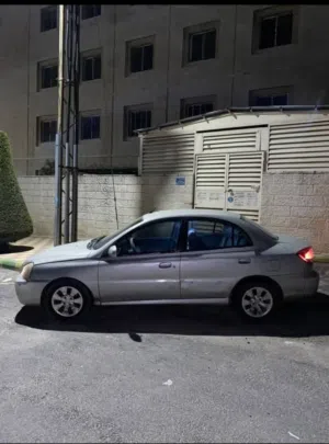 كيا ريو 2004