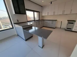 شقة غير مفروشة للإيجار ( Property 46092 )-164922