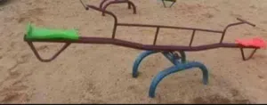 لعبة سيسو ميزان  حديد 2 انش مع كراسي فيبر جلاس للمزارع والشاليهات والمدارس متوفر خدمة التوصيل