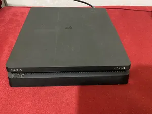PlayStation 4 PlayStation for sale in Al Riyadh